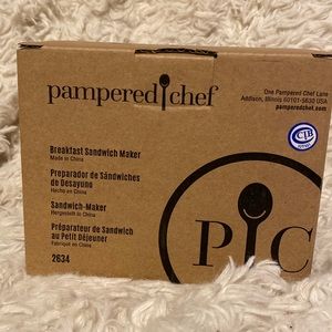 Pampered Chef Breakfast 🍳 Sandwich Maker NIB